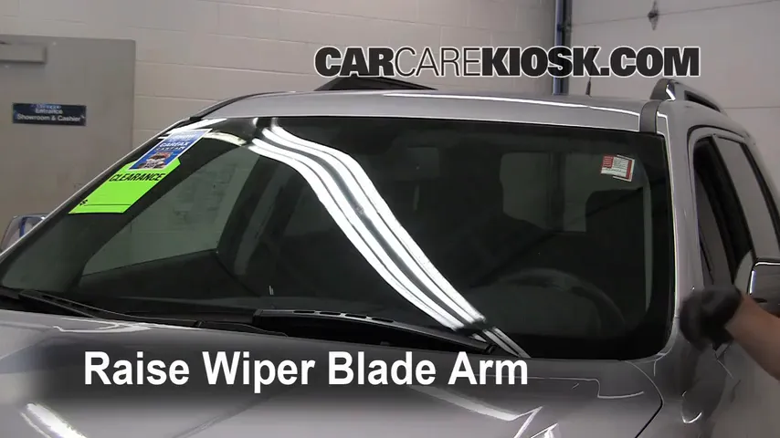2010 GMC Terrain SLT 3.0L V6 Windshield Wiper Blade (Front)